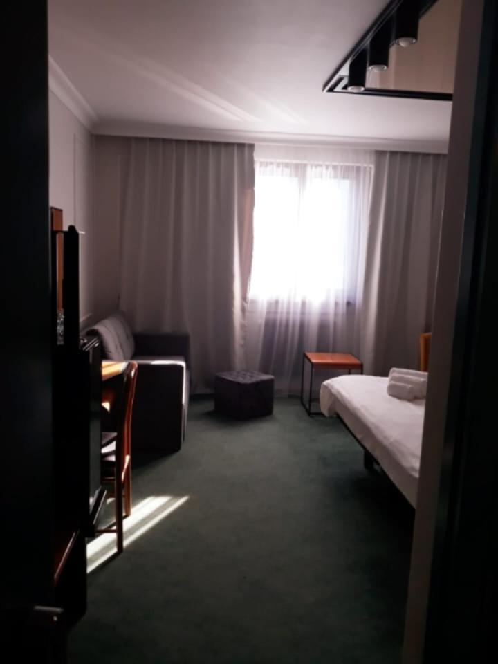 Hotel Celis Barcis Εξωτερικό φωτογραφία
