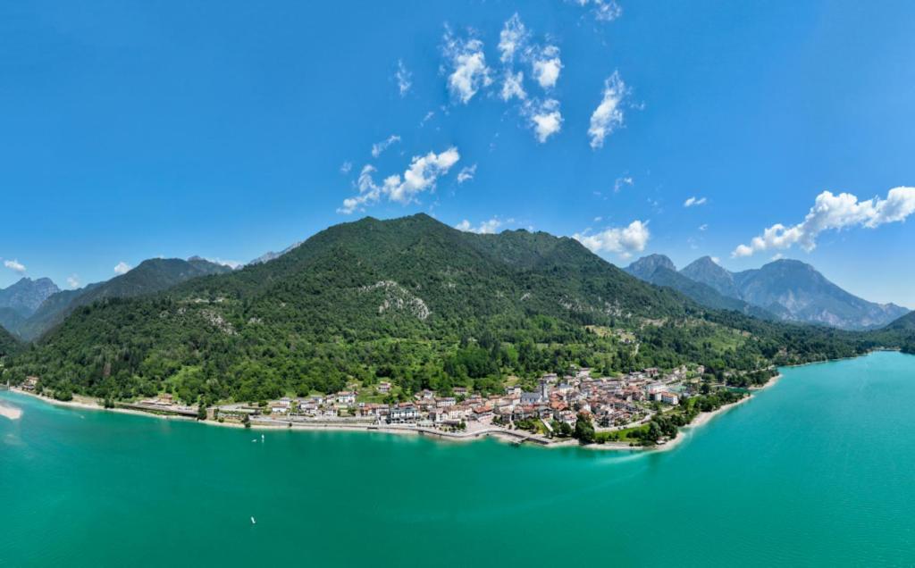 Hotel Celis Barcis Εξωτερικό φωτογραφία